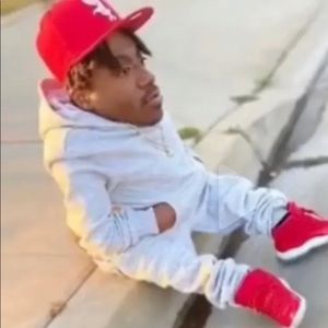 Meet your Posher, Chase